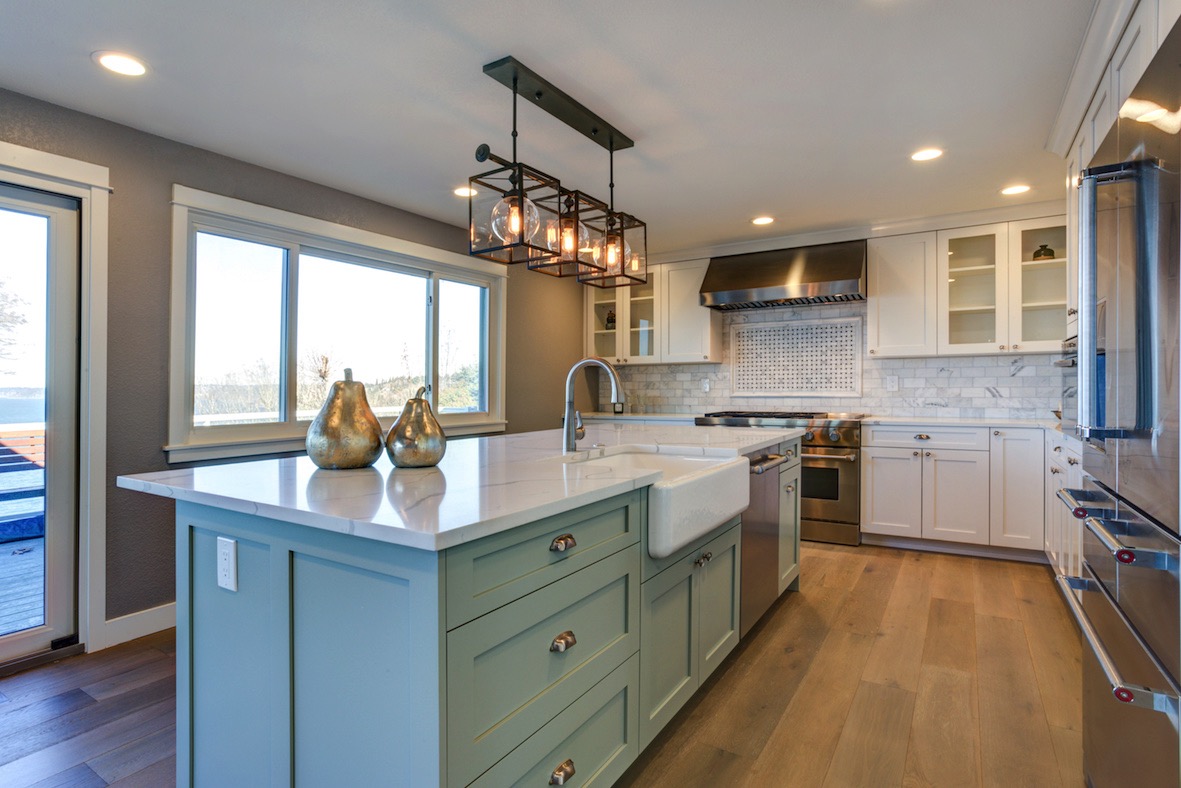8 Kitchen Island Electrical Outlet Ideas to Power Up Your Space